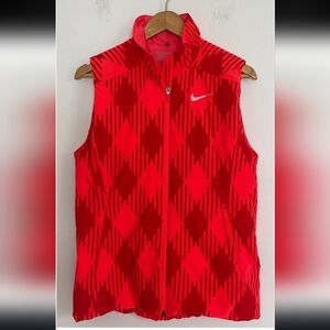 Nike Red Patterned Sleeveless Vest